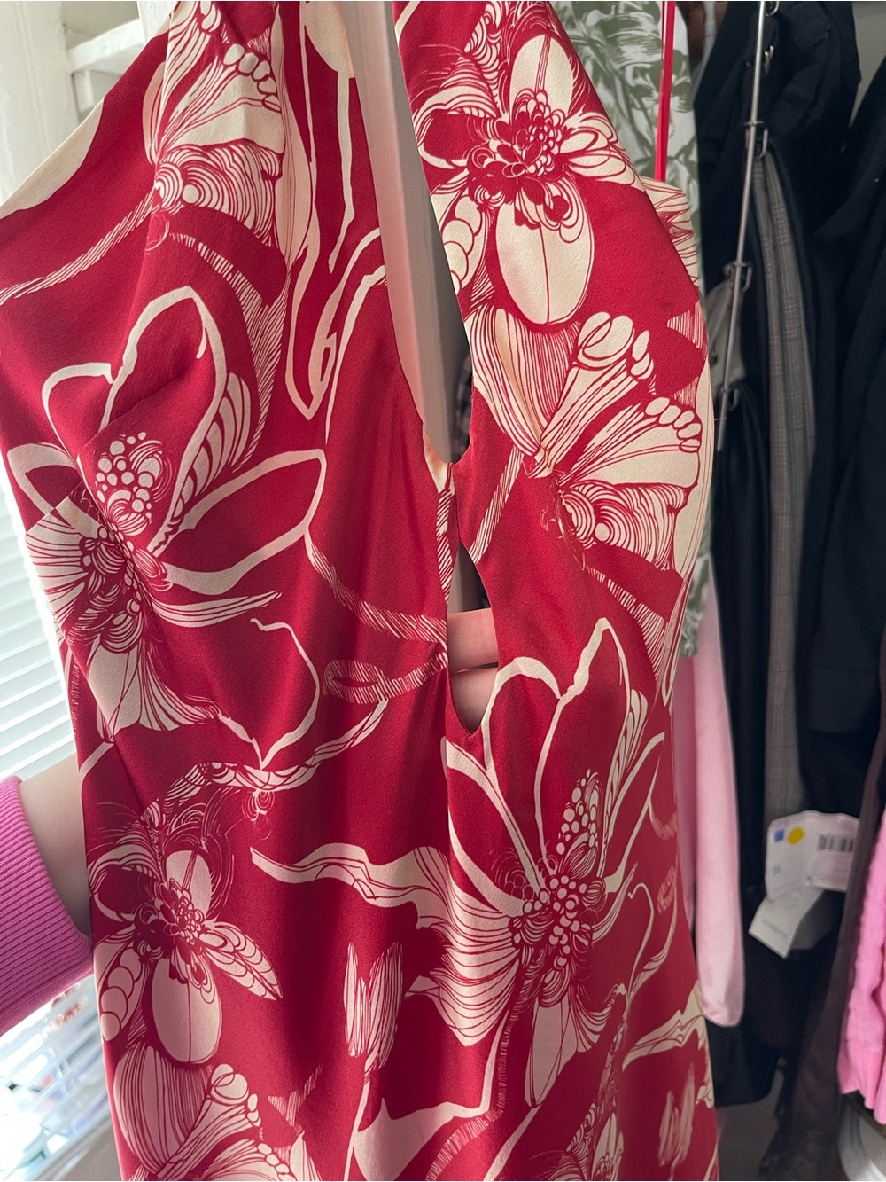 Reformation Yesenia 100% Silk dress - Picture 7 of 16